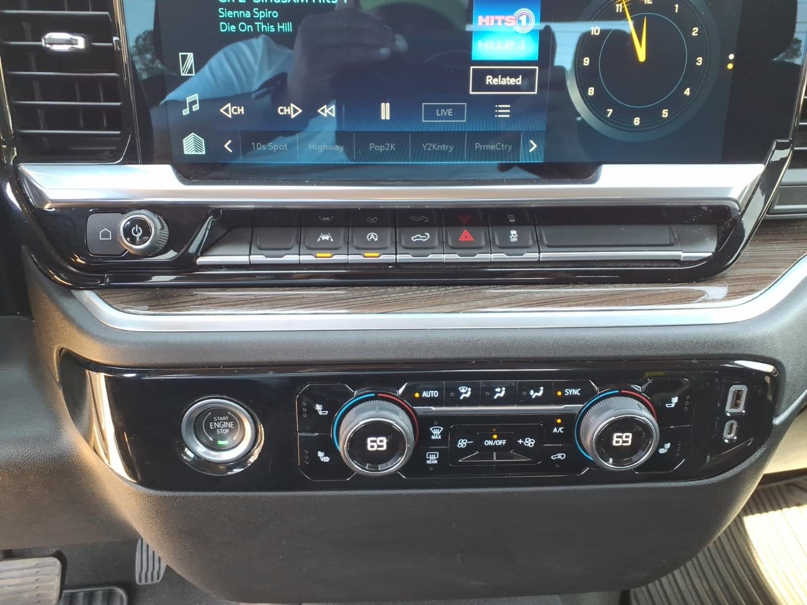 2022 Chevrolet Silverado 1500 LT (2FL)