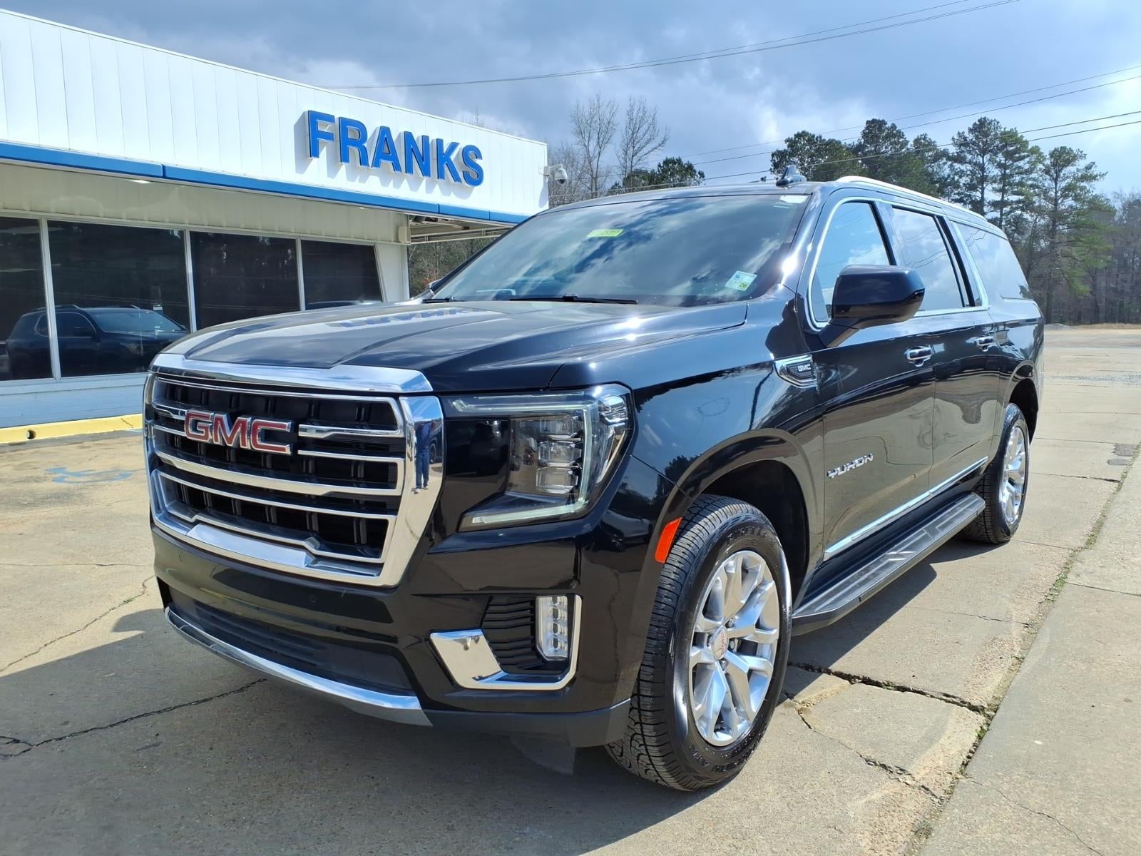 2022 GMC Yukon XL SLT