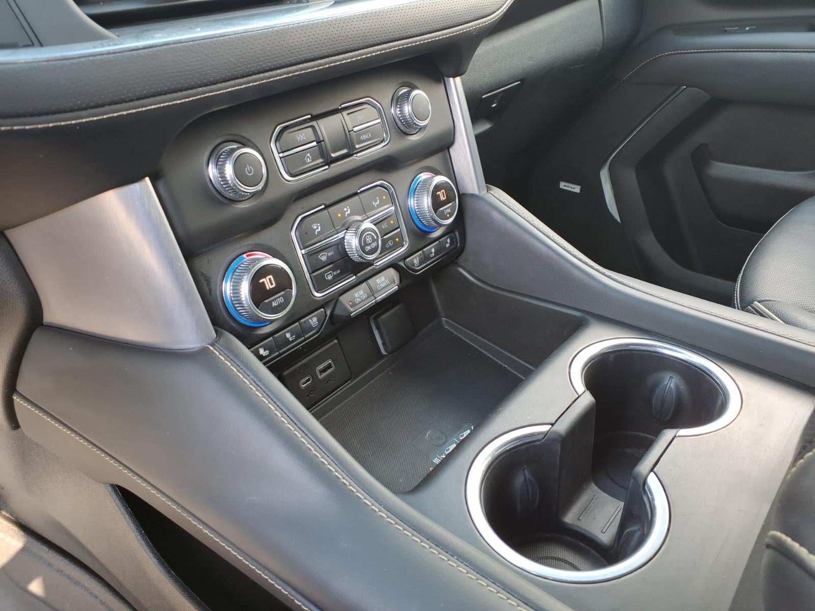 2022 GMC Yukon XL SLT