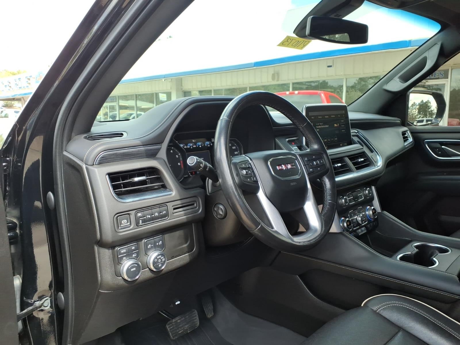 2021 GMC Yukon XL SLT