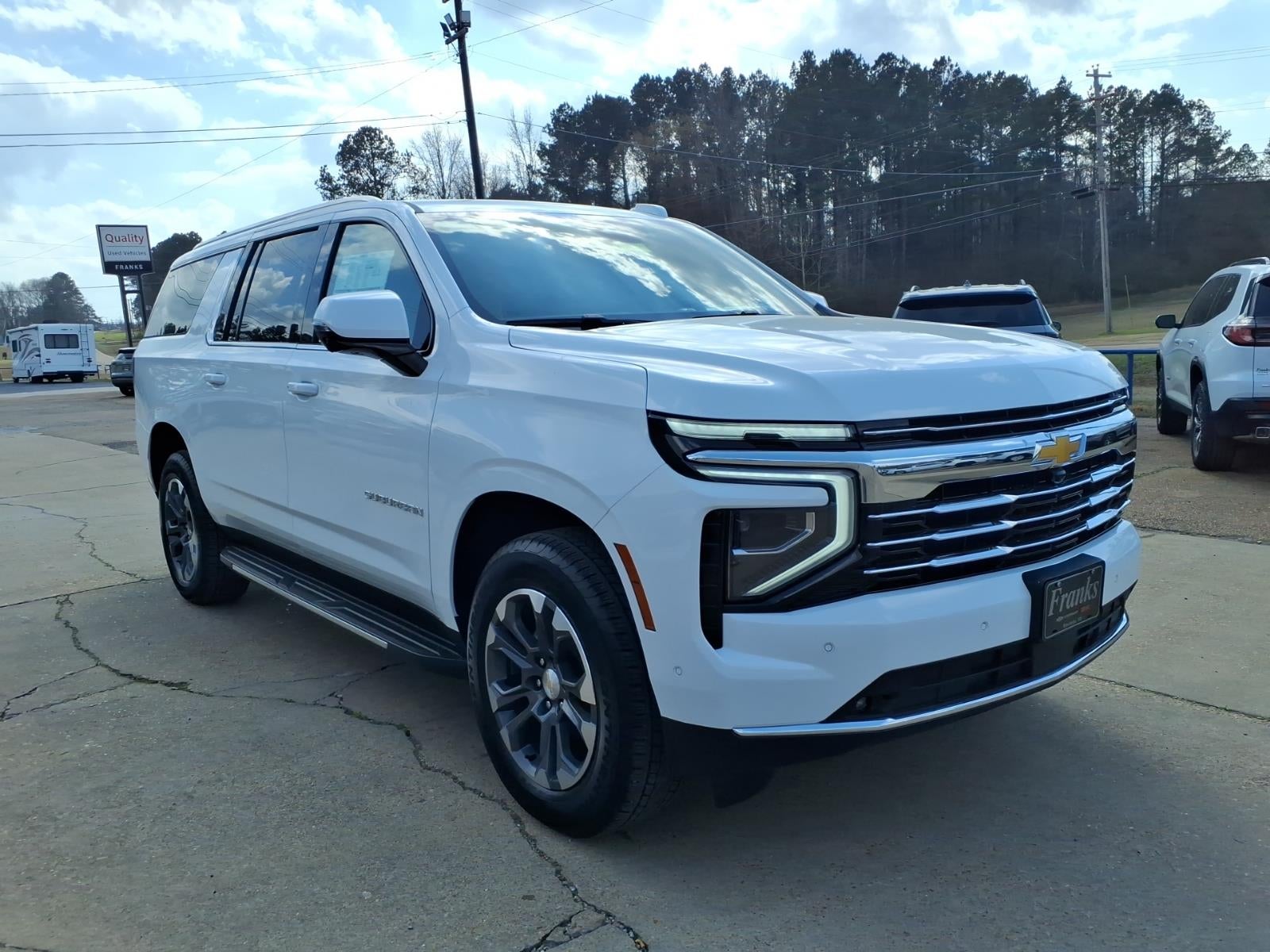 2026 Chevrolet Suburban LT
