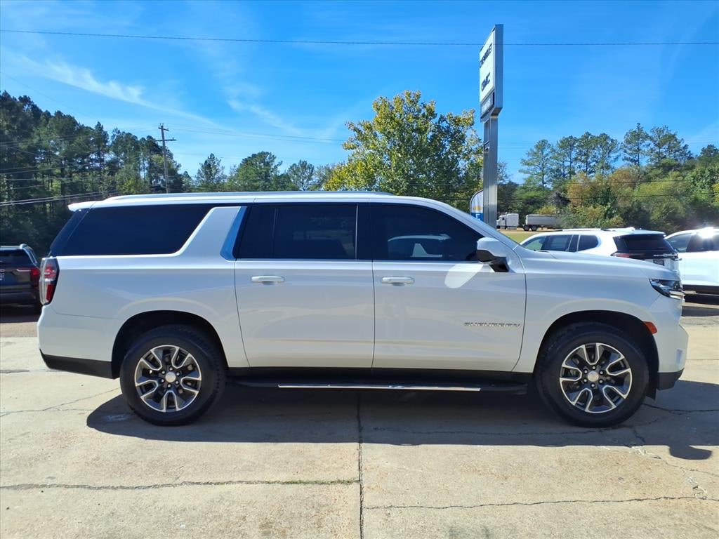 2022 Chevrolet Suburban LT