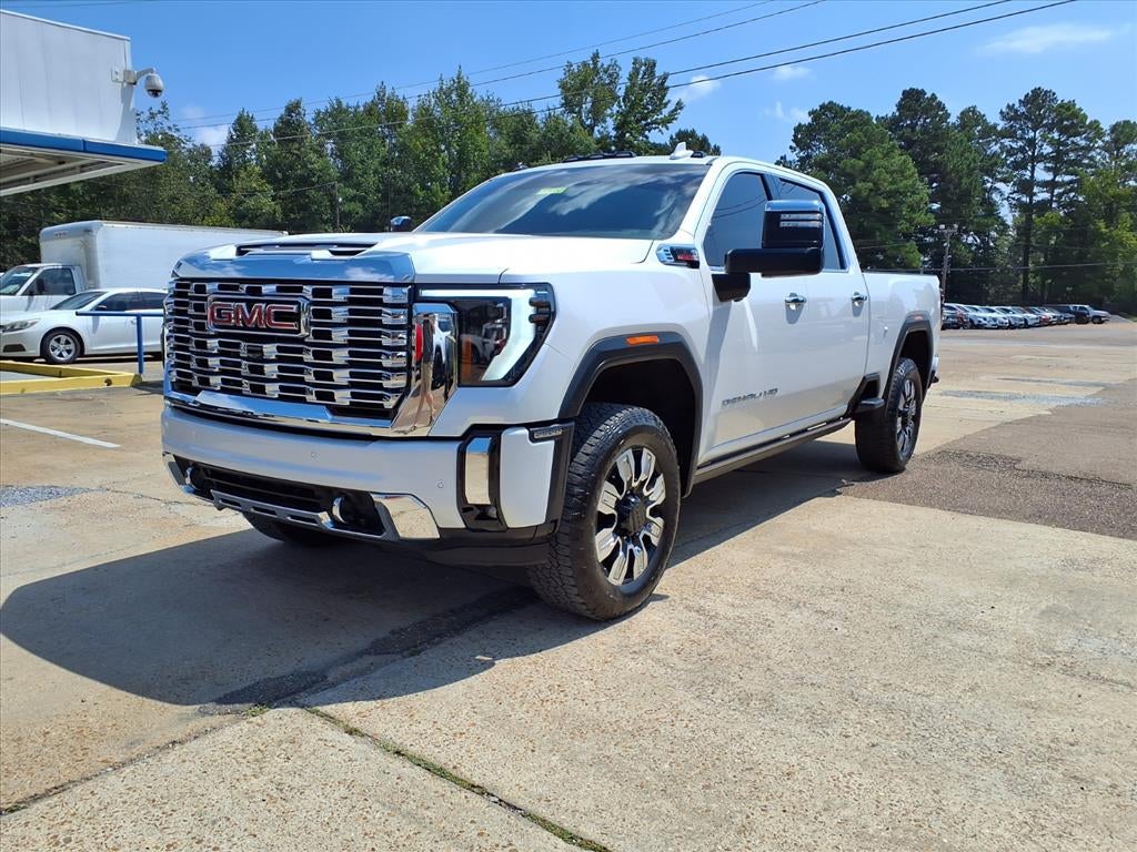 2025 GMC Sierra 2500 HD Denali