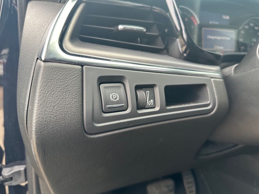 2021 Cadillac XT5 Luxury