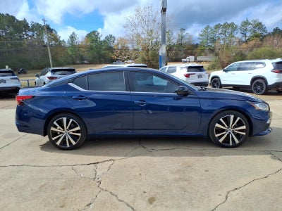 2021 Nissan Altima 2.0 SR