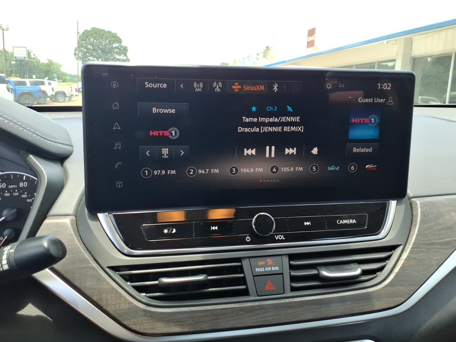 2025 Nissan Altima SL