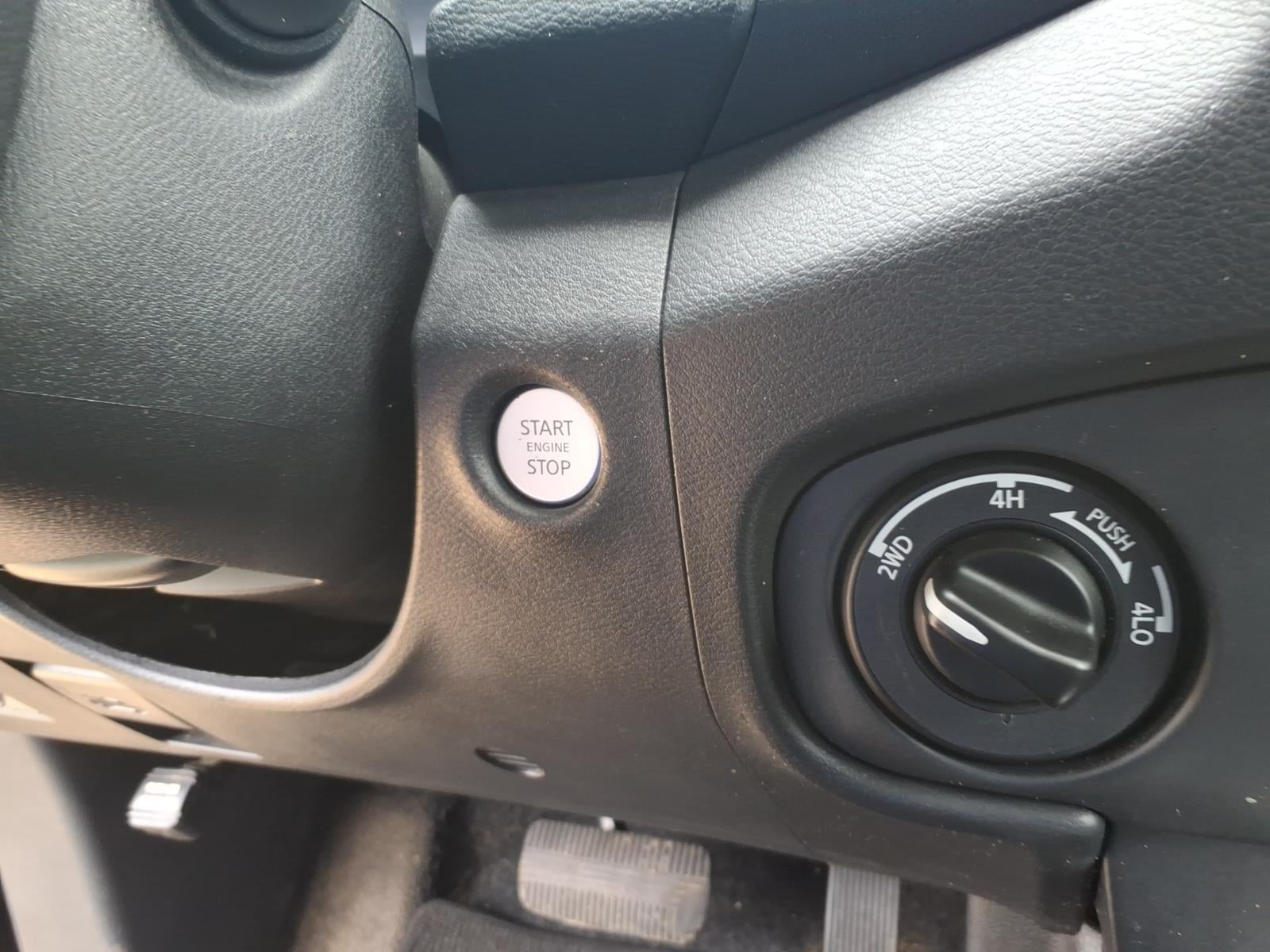 2022 Nissan Frontier S