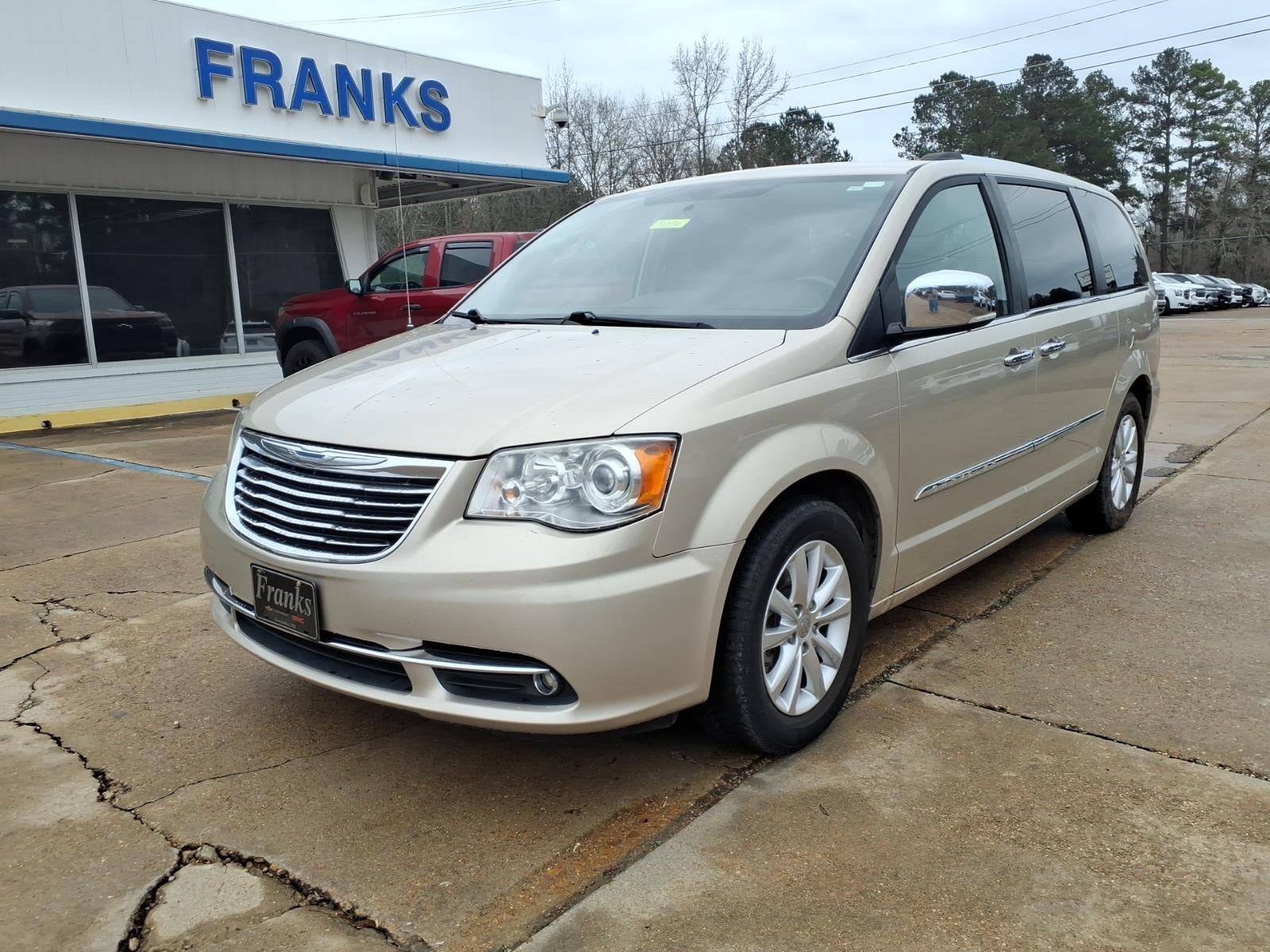 2015 Chrysler Town & Country Limited Platinum