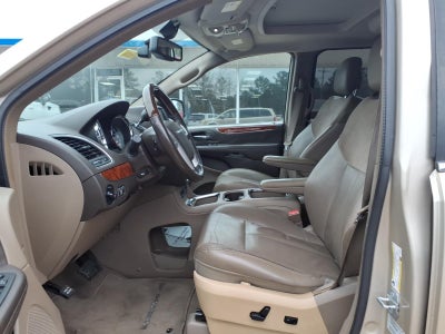 2015 Chrysler Town & Country Limited Platinum