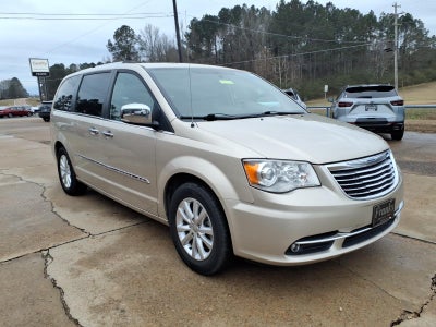 2015 Chrysler Town & Country Limited Platinum