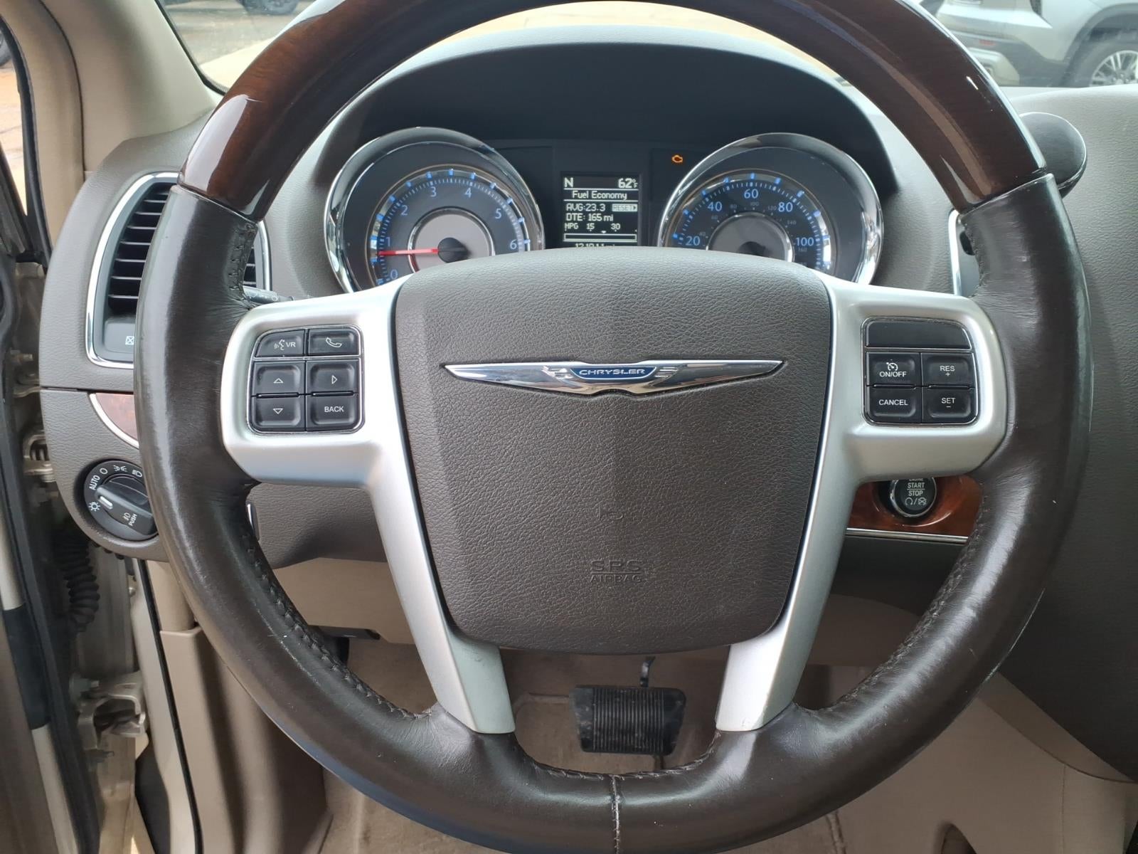 2015 Chrysler Town & Country Limited Platinum
