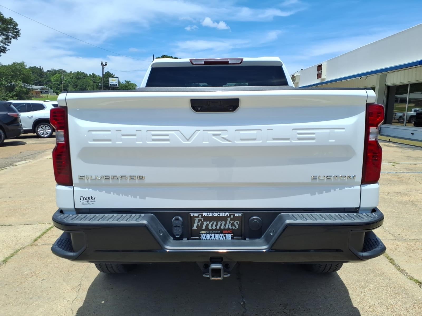2022 Chevrolet Silverado 1500 Custom Trail Boss