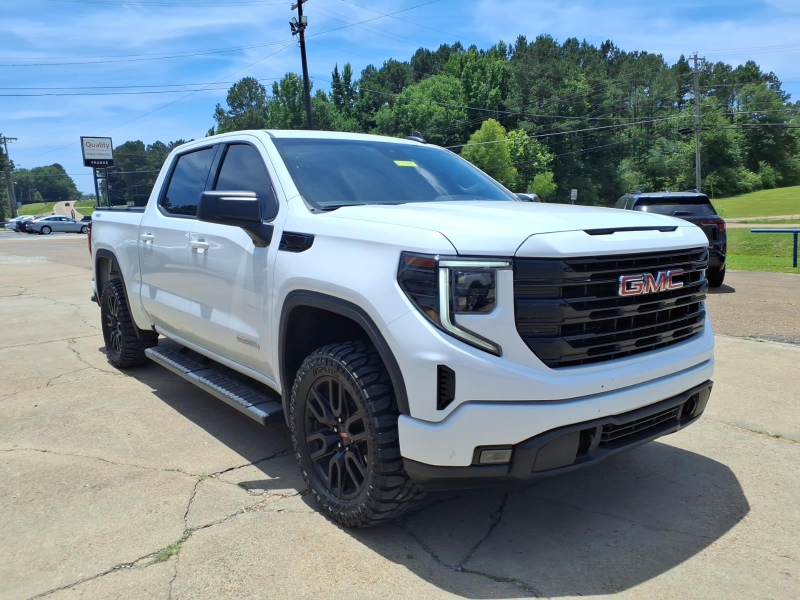 2023 GMC Sierra 1500 Elevation
