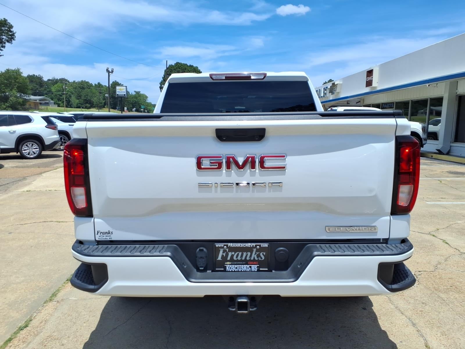 2023 GMC Sierra 1500 Elevation