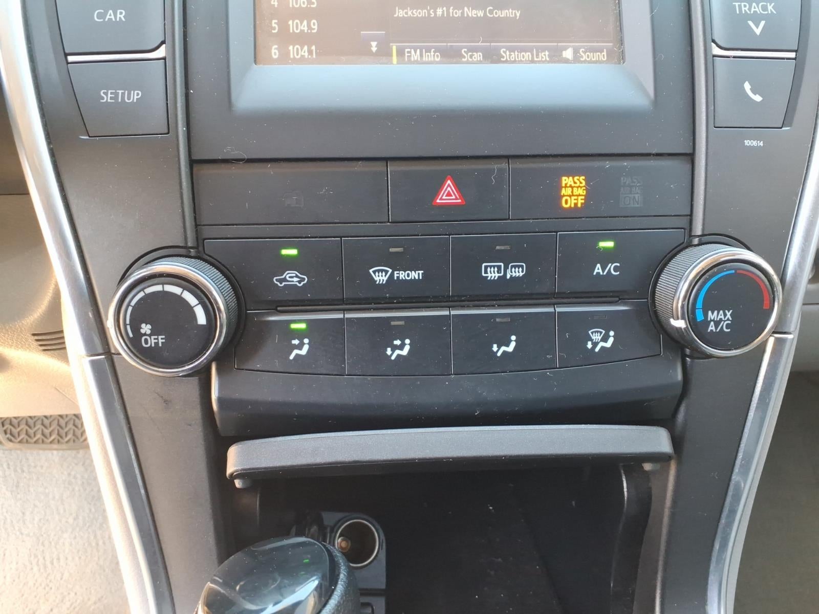 2016 Toyota Camry XLE