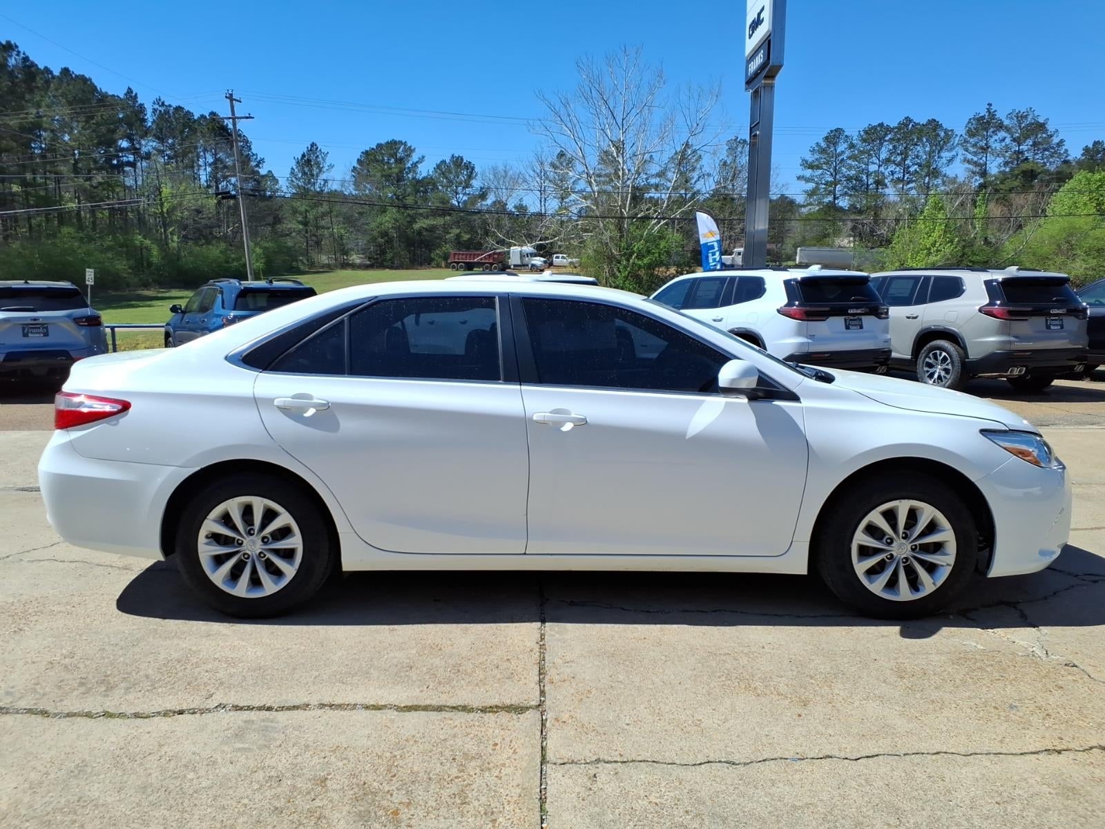 2016 Toyota Camry XLE