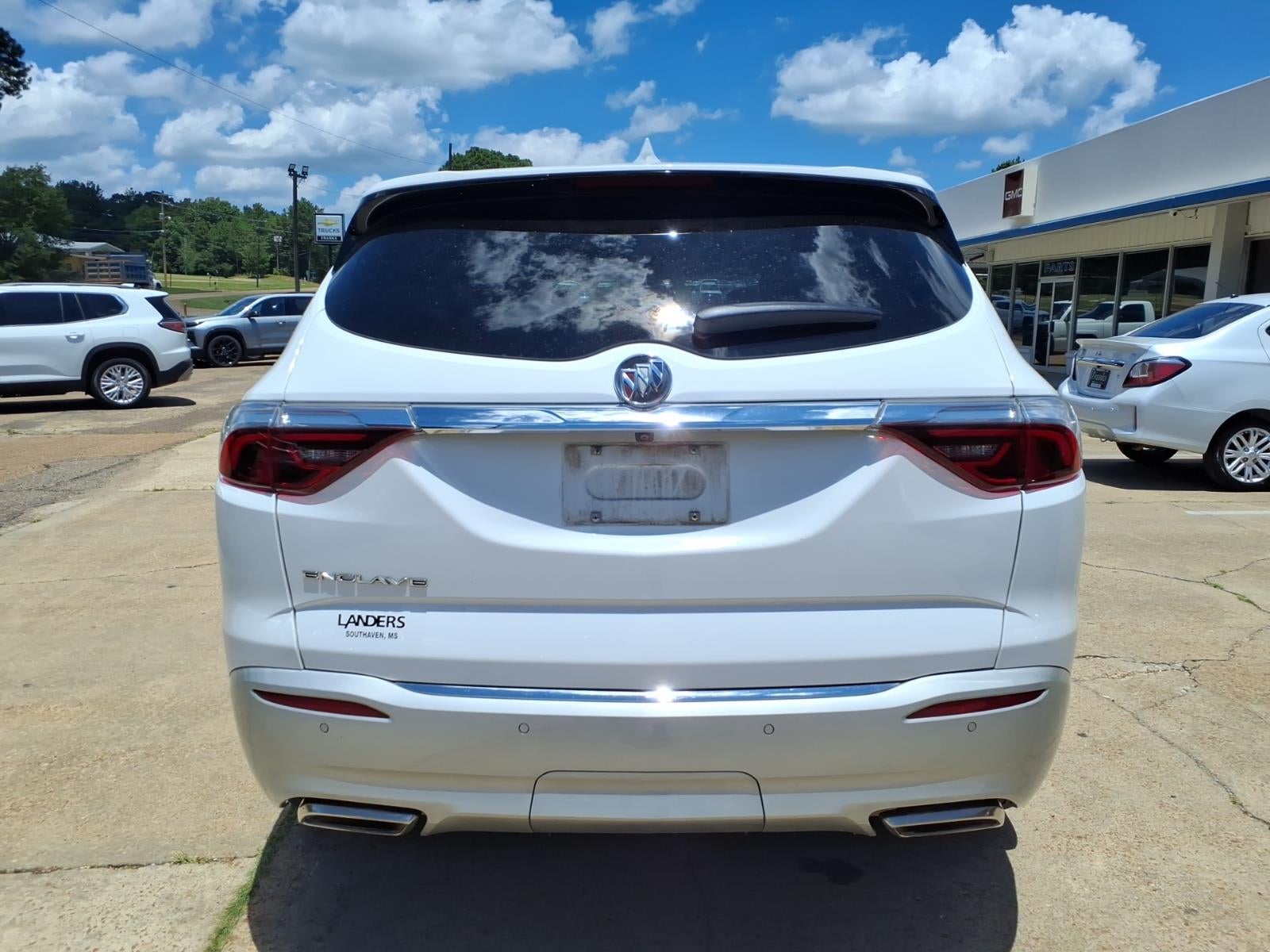 2023 Buick Enclave Essence