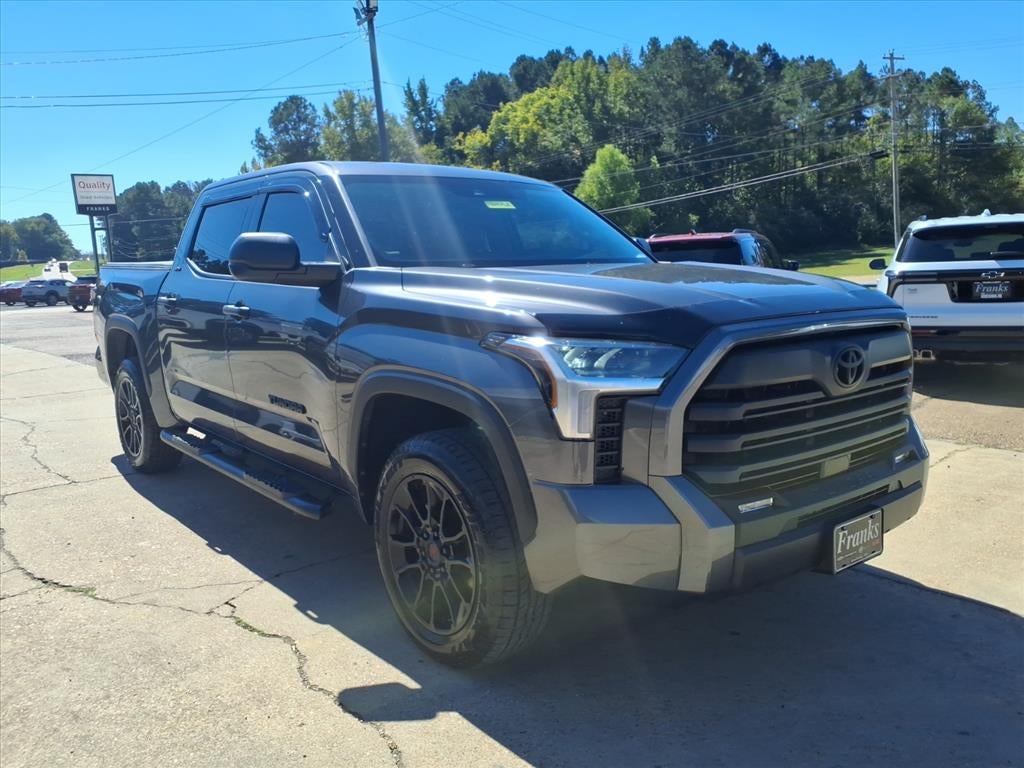 2023 Toyota Tundra 4WD SR5