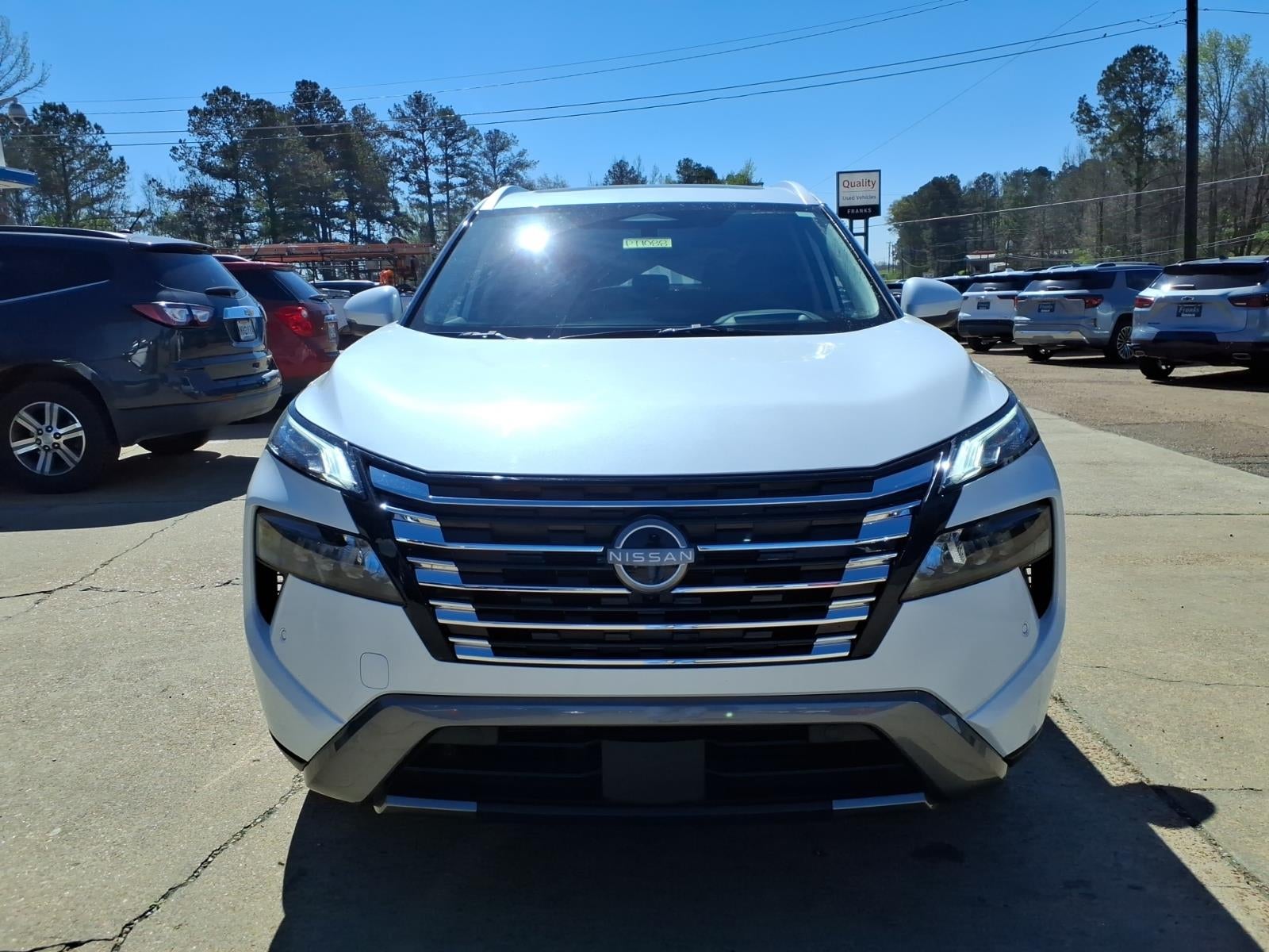 2025 Nissan Rogue SL