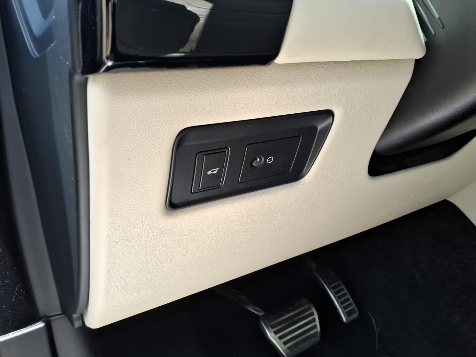 2021 Land Rover Range Rover P525 Westminster