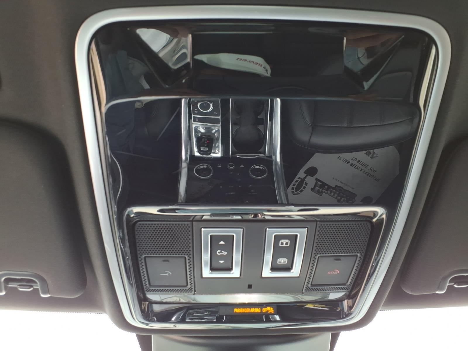 2022 Land Rover Range Rover Sport HSE Silver Edition
