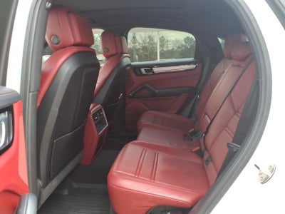 2022 Porsche Cayenne S