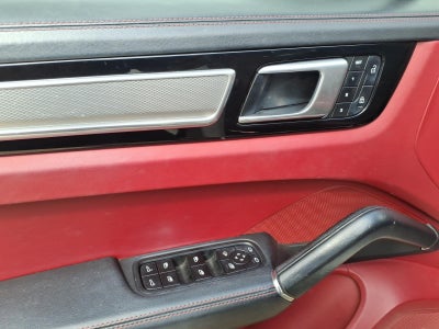 2022 Porsche Cayenne S